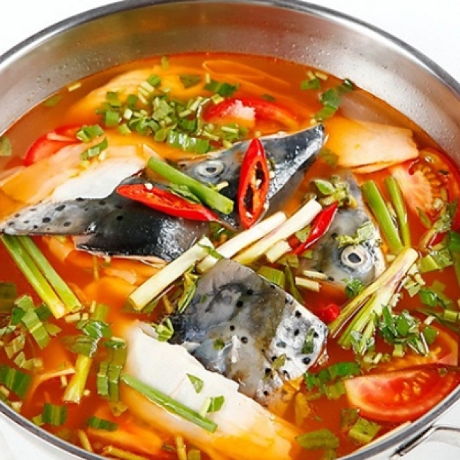 Lẩu Đầu Cá Hồi 